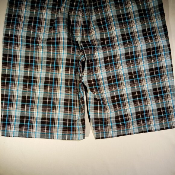 SOUTHPOLE Shorts  Men's 46  Blue/Black Plaid  Belt Included  Long  Baggy  NWT - Picture 8 of 11